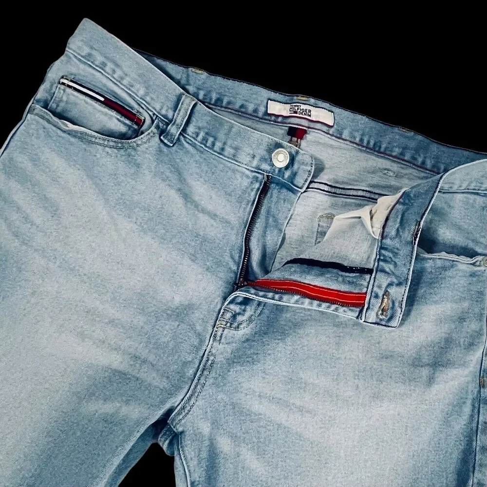 Tommy Hilfiger gently pre